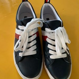 Tommy Hilfiger sneakers